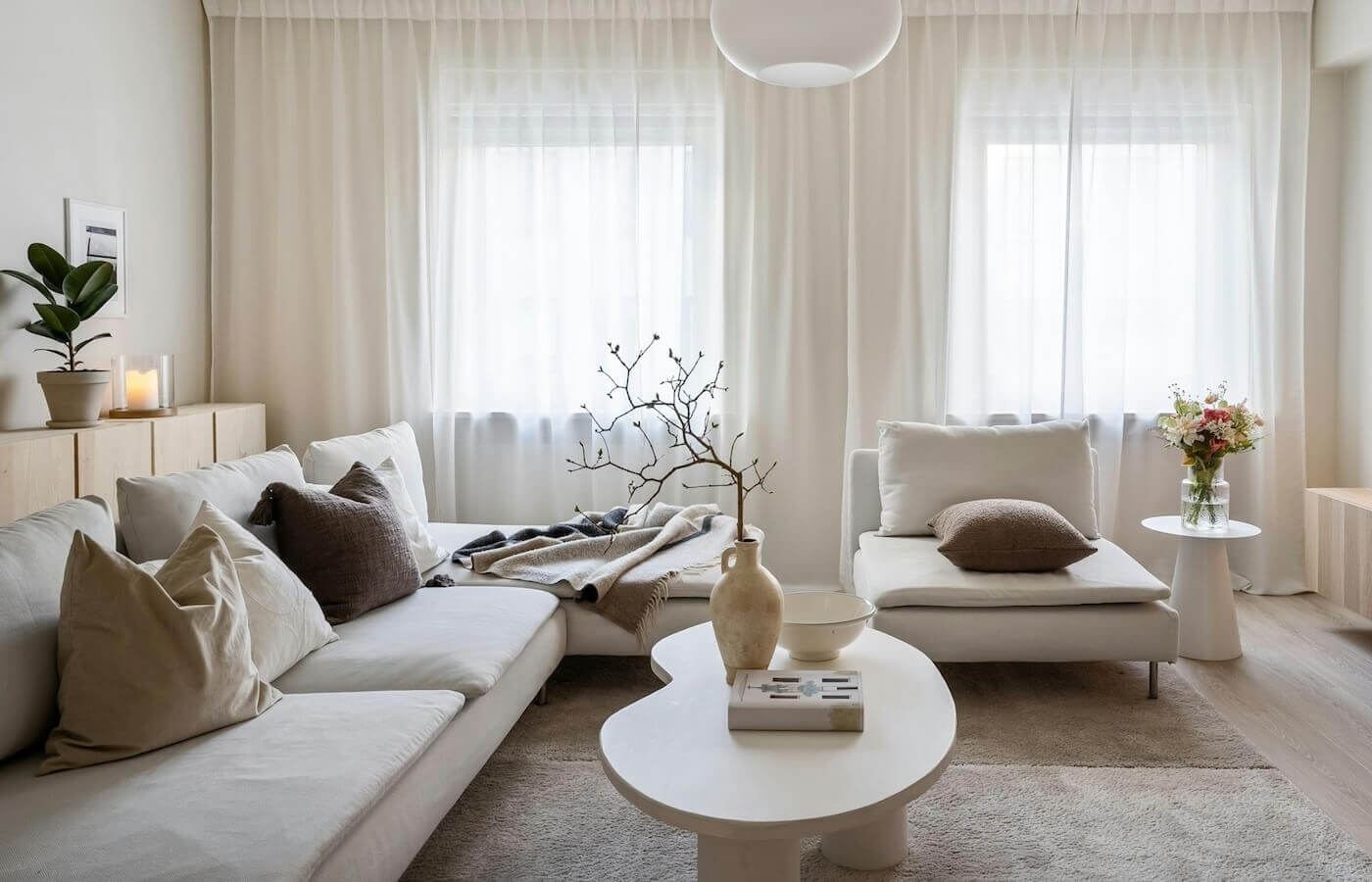 Hua Hin long stay guides with a refined private residence interior