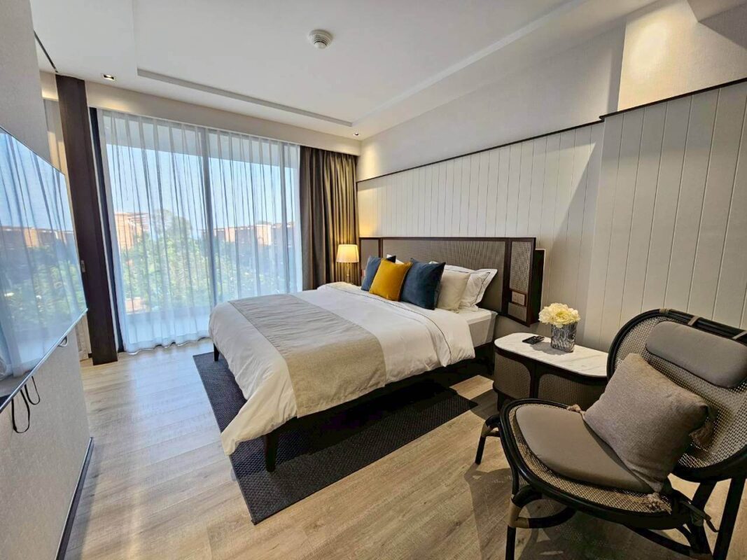 InterContinental 102